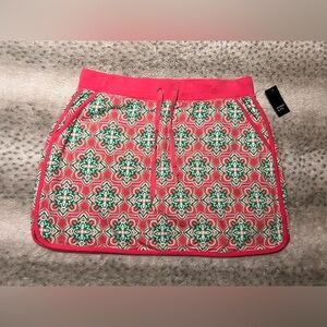 Crown & Ivy pink & green skort!  Cute & Comfy! Size Large